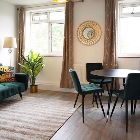 Sophie Place In Vauxhall - 3 Double Beds, 1 Sofa Bed, Spacious Londres Exterior foto